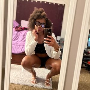 Meet your Posher, Deidrianna